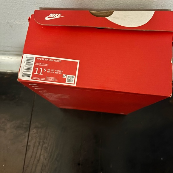 Nike Men's panda dunks - Picture 7 of 7